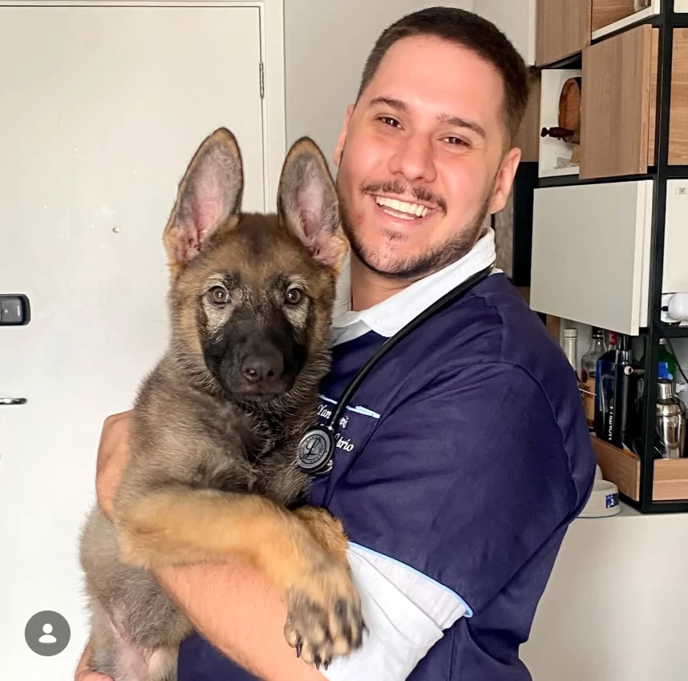 Dr. Yan Demarchi