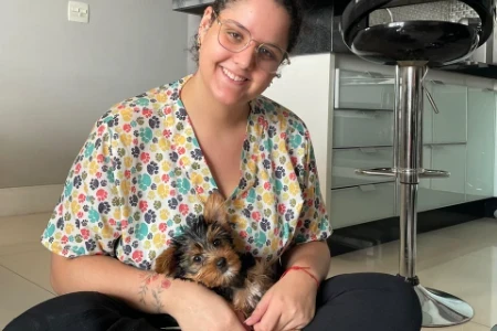 Bárbara Morelli - Veterinária Domiciliar